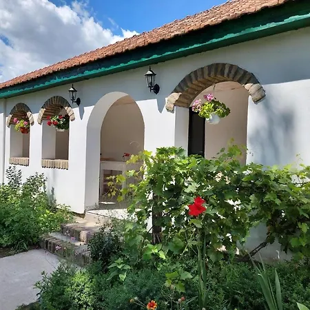 Eva House
