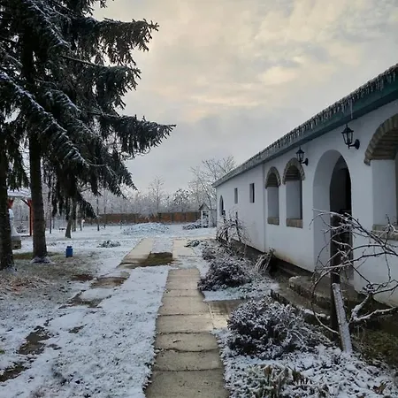 Eva House Guest house *