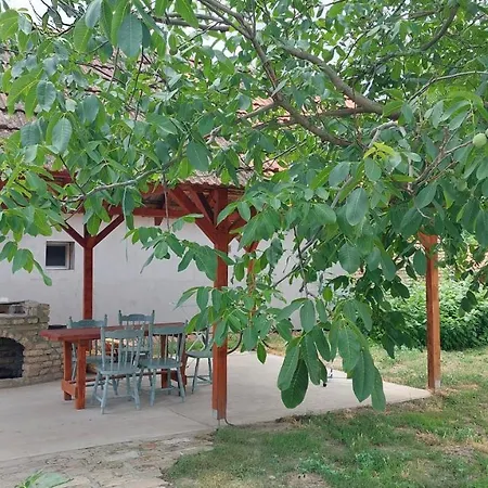 Eva House Guest house